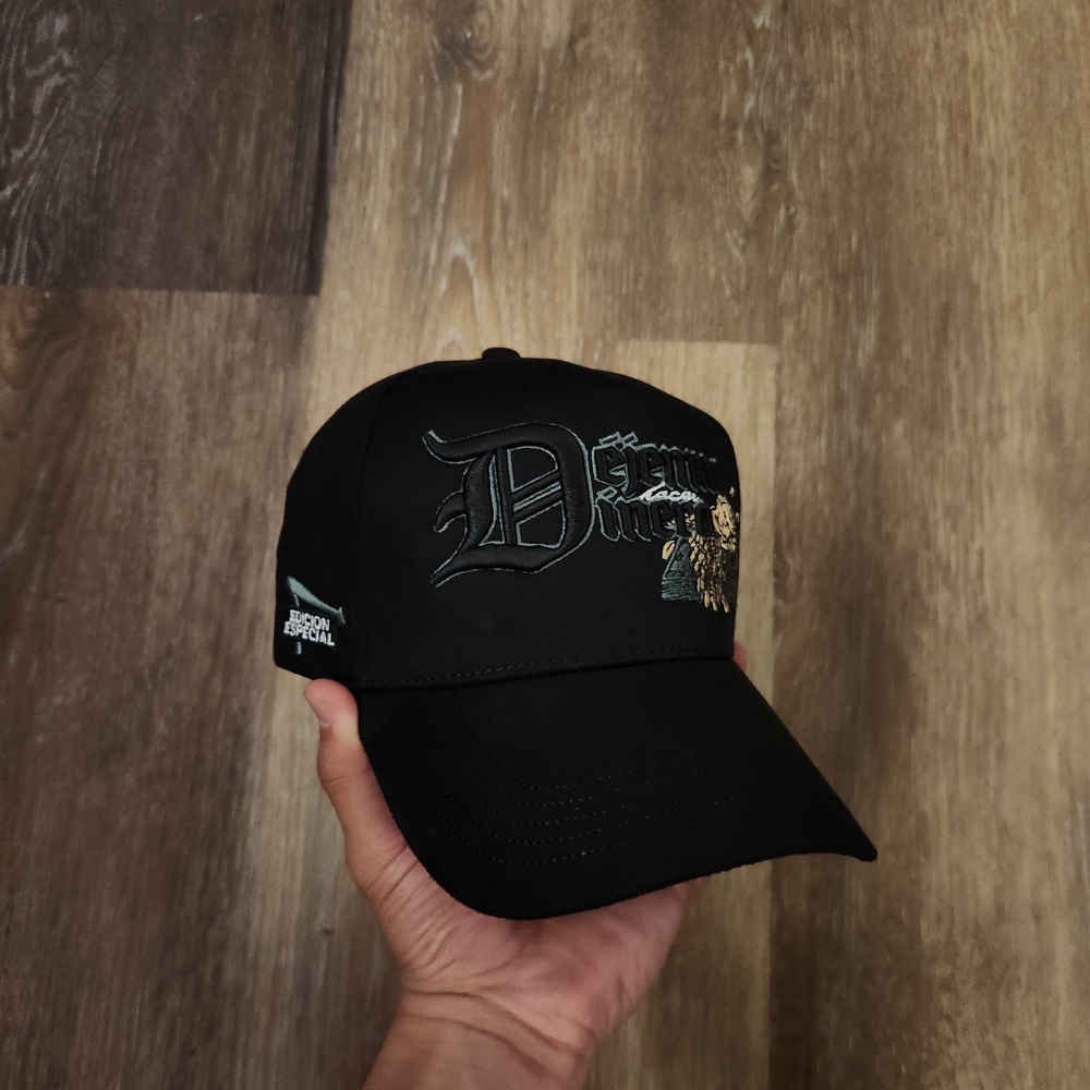 Gallo Fino x Edición Special Dejenme Hacer Dinero